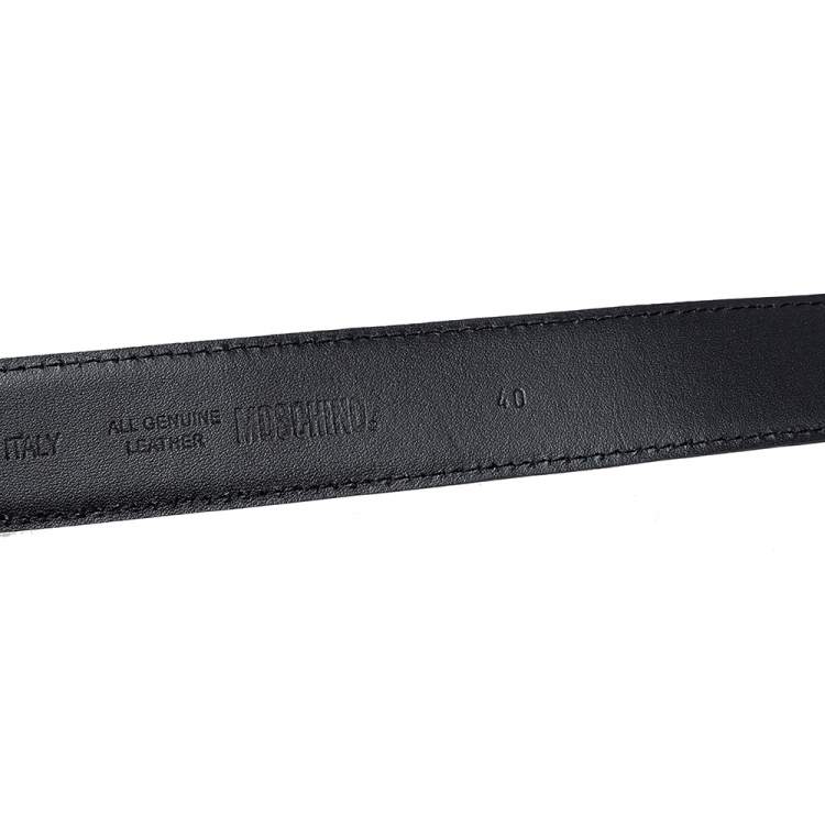 مملوكة مسبقًا Moschino Red Glossy Leather Classic Logo Belt 80CM