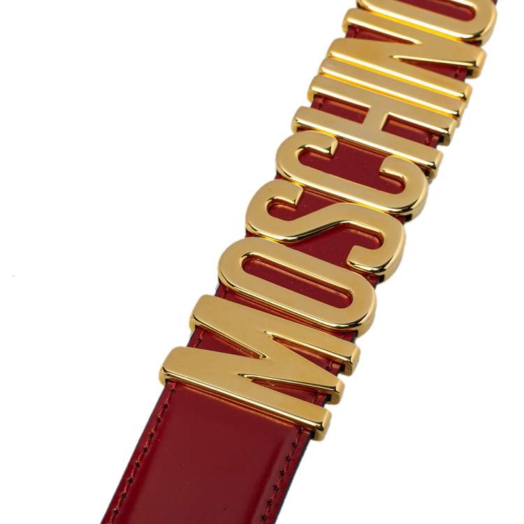 مملوكة مسبقًا Moschino Red Glossy Leather Classic Logo Belt 80CM
