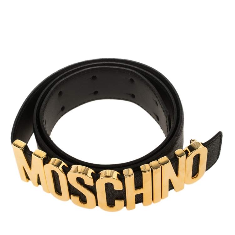 مملوكة مسبقًا Moschino Black Grained Leather Classic Logo Belt 95CM
