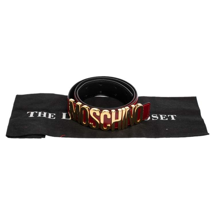 مملوكة مسبقًا Moschino Red Glossy Leather Classic Logo Belt 100 CM