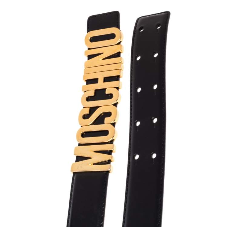 مملوكة مسبقًا Moschino Black Glossy Leather Classic Logo Belt 85 CM