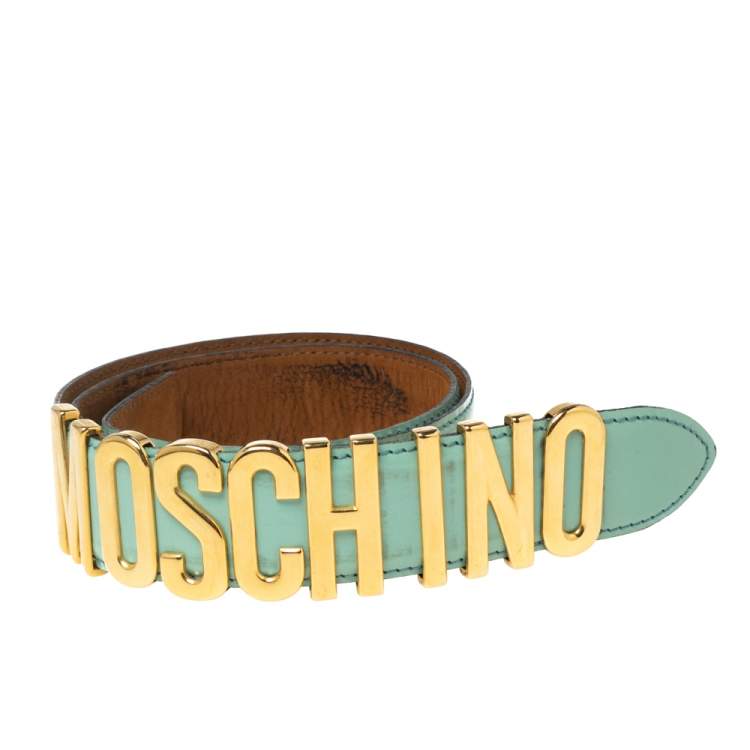 مملوكة مسبقًا Moschino Celeste Patent Leather Logo Belt 