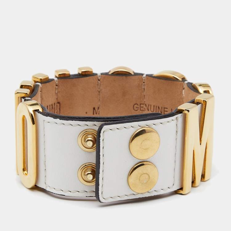 مملوكة مسبقًا Moschino Logo Plaque White Leather Cuff Bracelet
