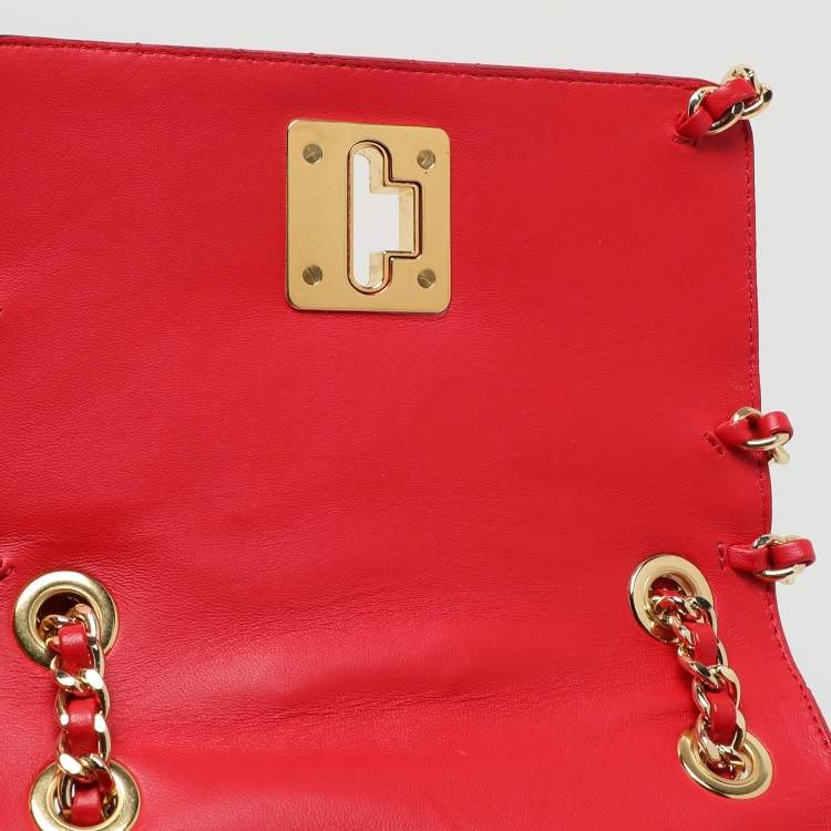 Pre Owned Moschino Red Quilted Leather Chain Detail Shoulder Bag