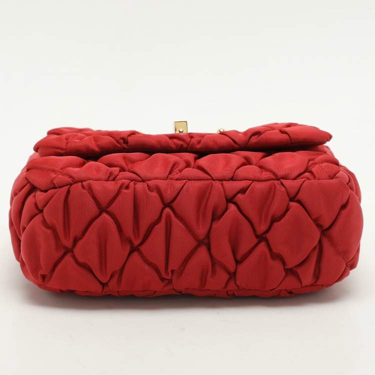Pre Owned Moschino Red Quilted Nylon Crossbody Bag