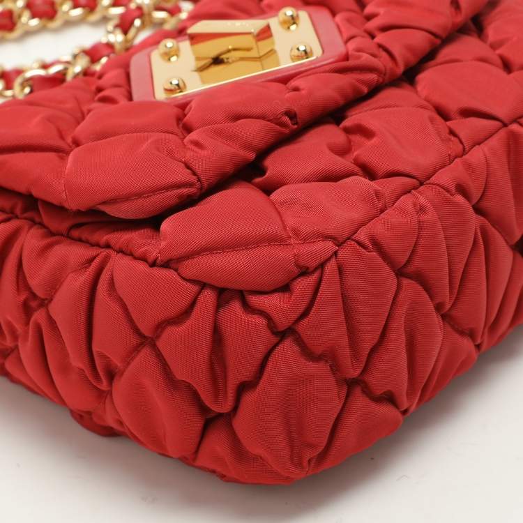 Pre Owned Moschino Red Quilted Nylon Crossbody Bag