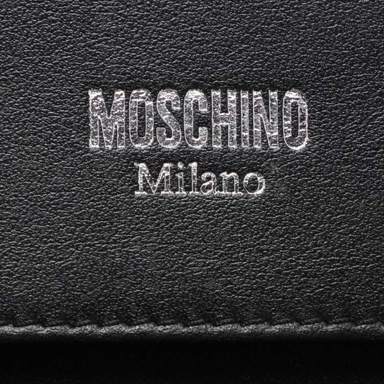 Pre Owned Moschino Black Patent Leather Number Plate Chain Clutch