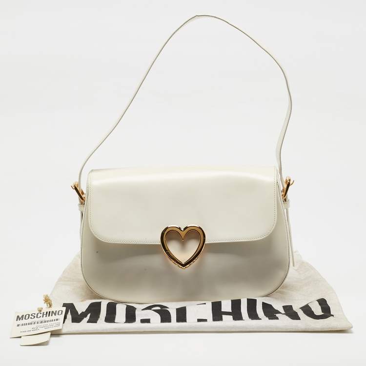 Pre Owned Moschino White Glossy Leather Heart Flap Shoulder Bag