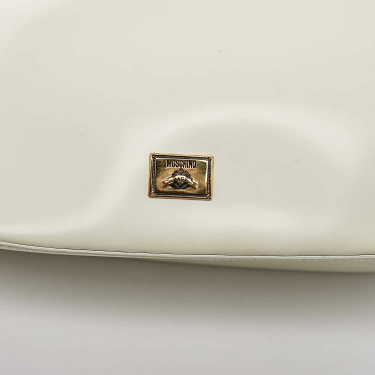 Pre Owned Moschino White Glossy Leather Heart Flap Shoulder Bag