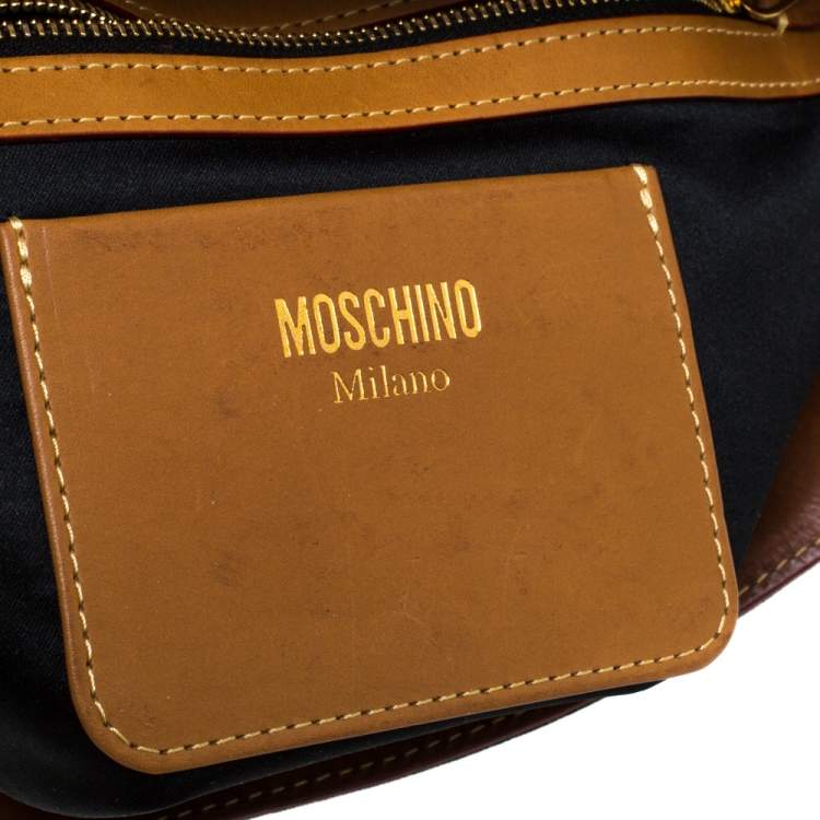 مملوكة مسبقًا Moschino Brown Bugs Bunny and Duffy Duck Printed Shopper Tote