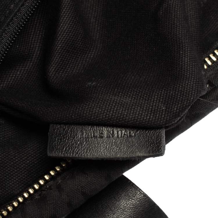 Pre Owned Moschino Black Signature Canvas And Leather Heart Zip Shoulder Bag