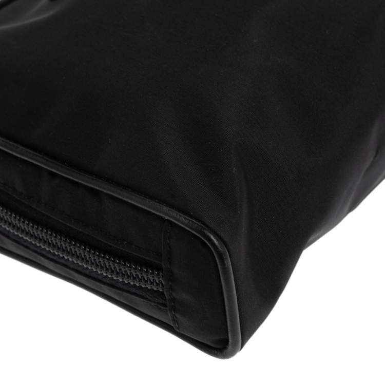 مملوكة مسبقًا Moschino Black Nylon Cosmetic Pouch