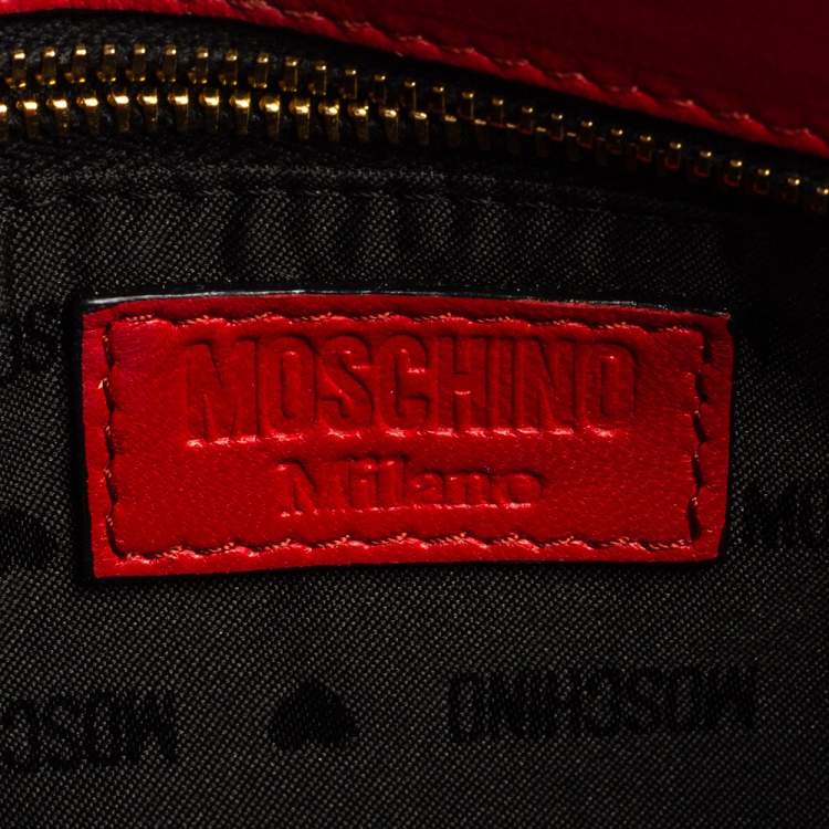 مملوكة مسبقًا Moschino Red Quilted Leather Logo Flap Shoulder Bag