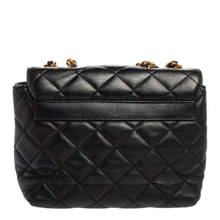 Pre Owned Moschino Black Quilted Leather Logo Chained Shoulder Bag 