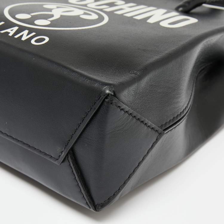 مملوكة مسبقًا Moschino Black/White Leather Logo Vertical Tote