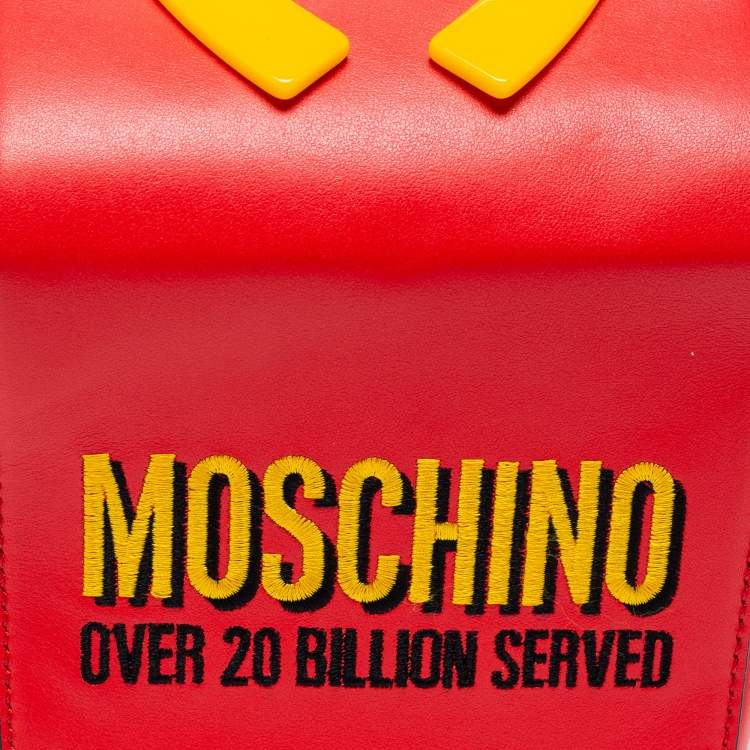 مملوكة مسبقًا Moschino Red/Yellow Leather McDonald's Happy Meal Shoulder Bag