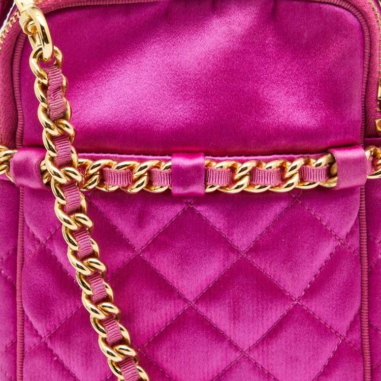 Pre Owned Moschino Pink Quilted Satin Chain Detail Crossbody Bag 