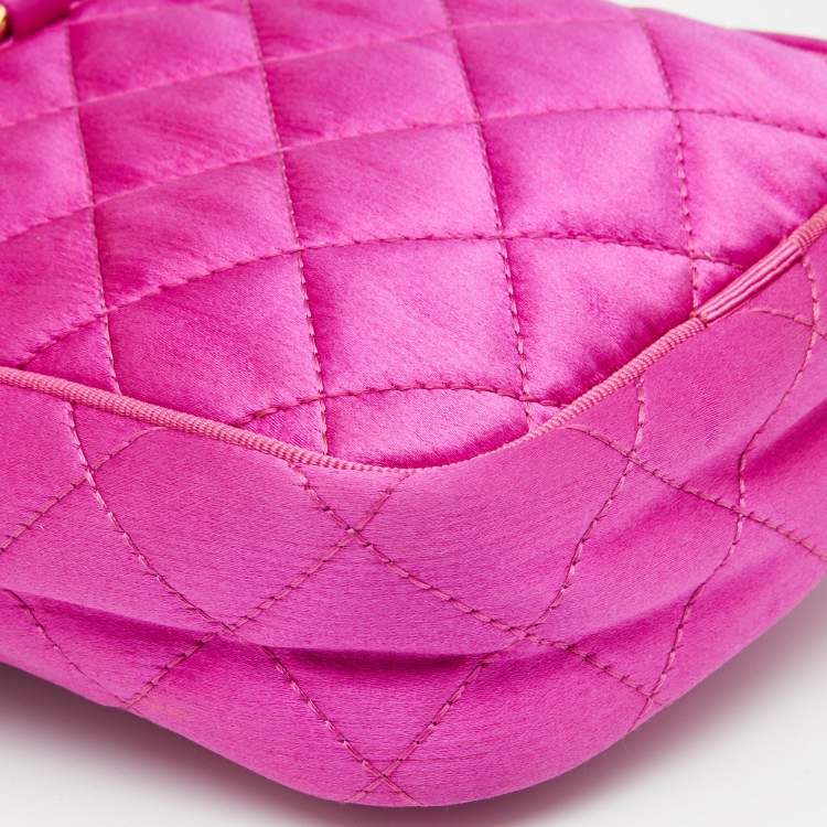 Pre Owned Moschino Pink Quilted Satin Chain Detail Crossbody Bag 