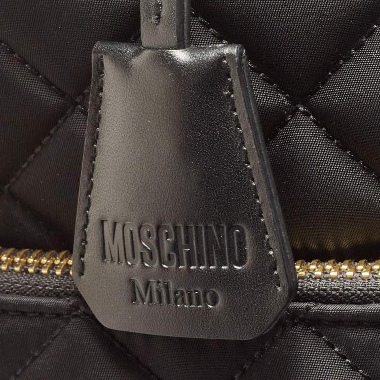 مملوكة مسبقًا Moschino Black Quilted Nylon and Leather Classic Logo Carry On Rolling Luggage 