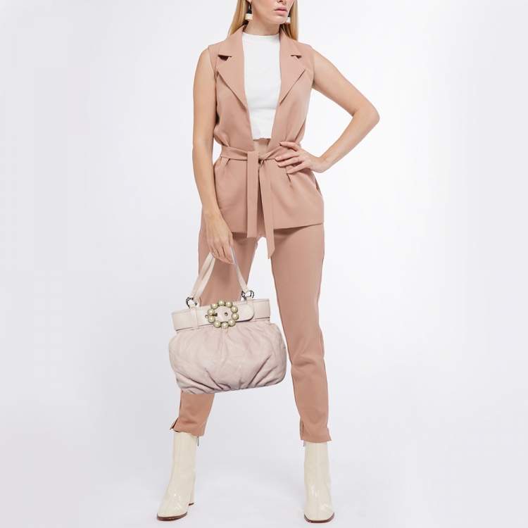 مملوكة مسبقًا Moschino Pink Quilted Leather Pearl Embellished Satchel