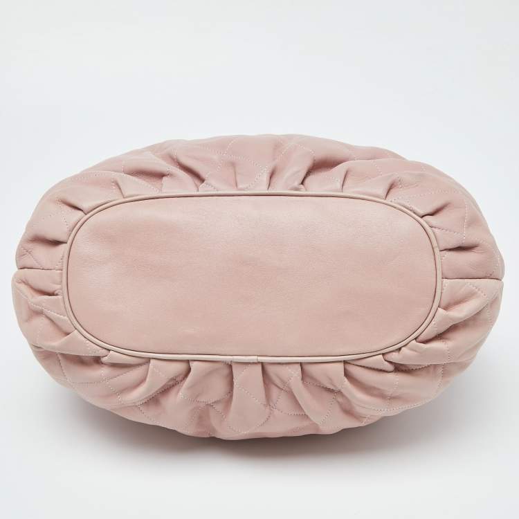 مملوكة مسبقًا Moschino Pink Quilted Leather Pearl Embellished Satchel