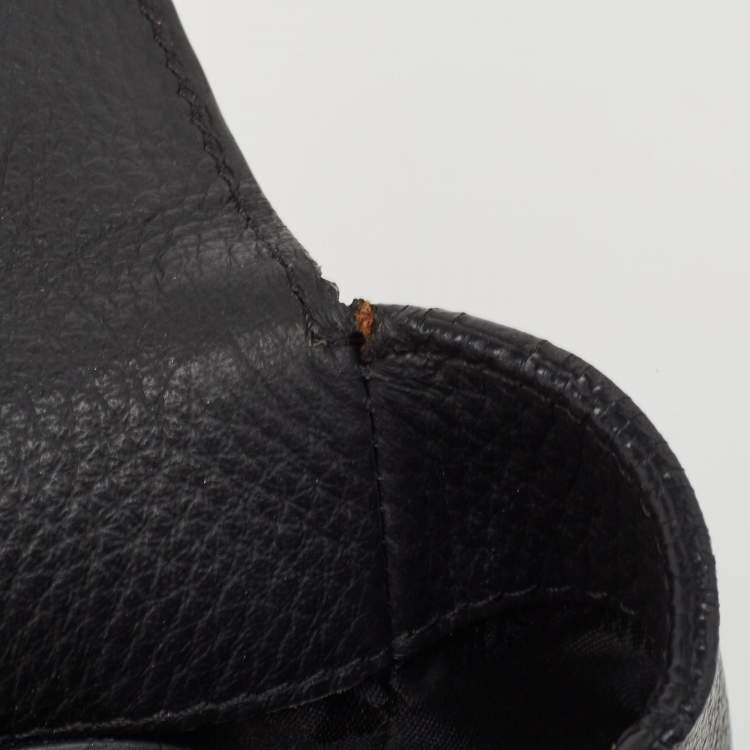 Pre Owned Moschino Black Leather Classic Logo Top Handle Bag