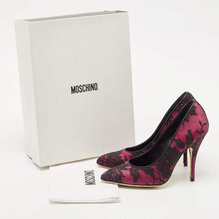 Pre Owned Moschino Black/Purple Lace and Mesh Pointed Toe Pumps Size 38