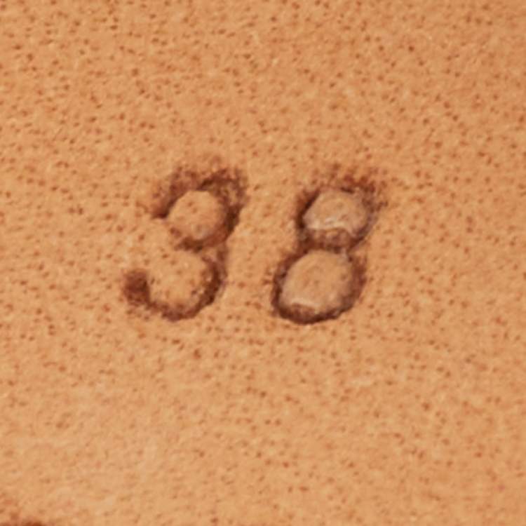 Pre Owned Moschino Size 38 Brown Leather Pleated Pointed Toe Pumps