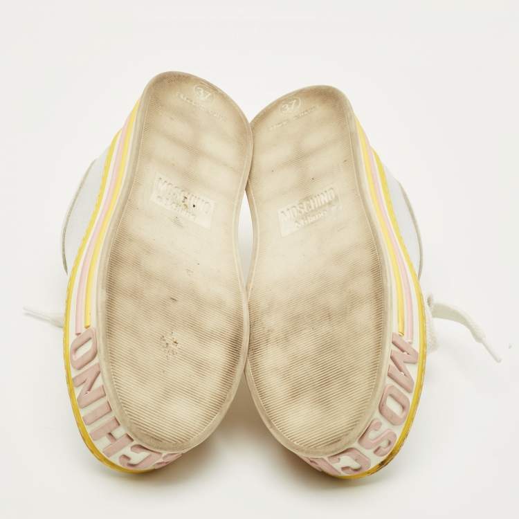 مملوكة مسبقًا Moschino Size 37 Silver Leather Platform Lace Up Sneakers