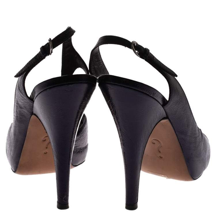 Pre Owned Moschino Navy Blue Textured Leather Slingback Open Toe Sandals Size 40