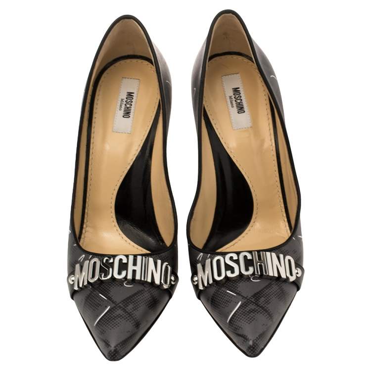 Pre Owned Moschino Grey/Black Leather Logo Embellished Pointed Toe Pumps Size 40