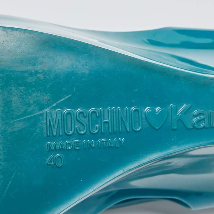 مملوكة مسبقًا Moschino x Kartell Blue Rubber Jelly Super Bow Wedge Sandals Size 40