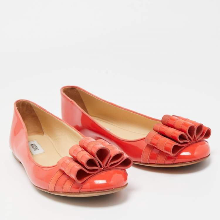 Pre Owned Moschino Orange Patent Leather Ballet Flats Size 40