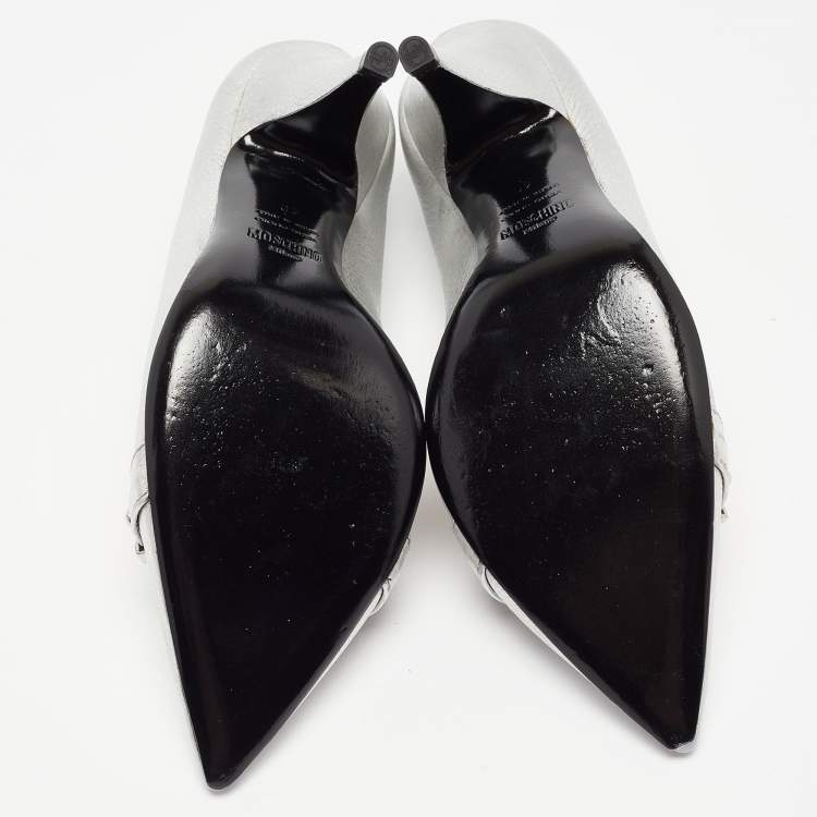 Pre Owned Moschino Silver Leather Classic Logo Pumps Size 40