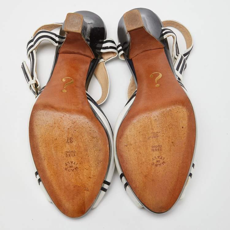 Pre Owned Moschino White/Black Leather Slingback Sandals Size 37