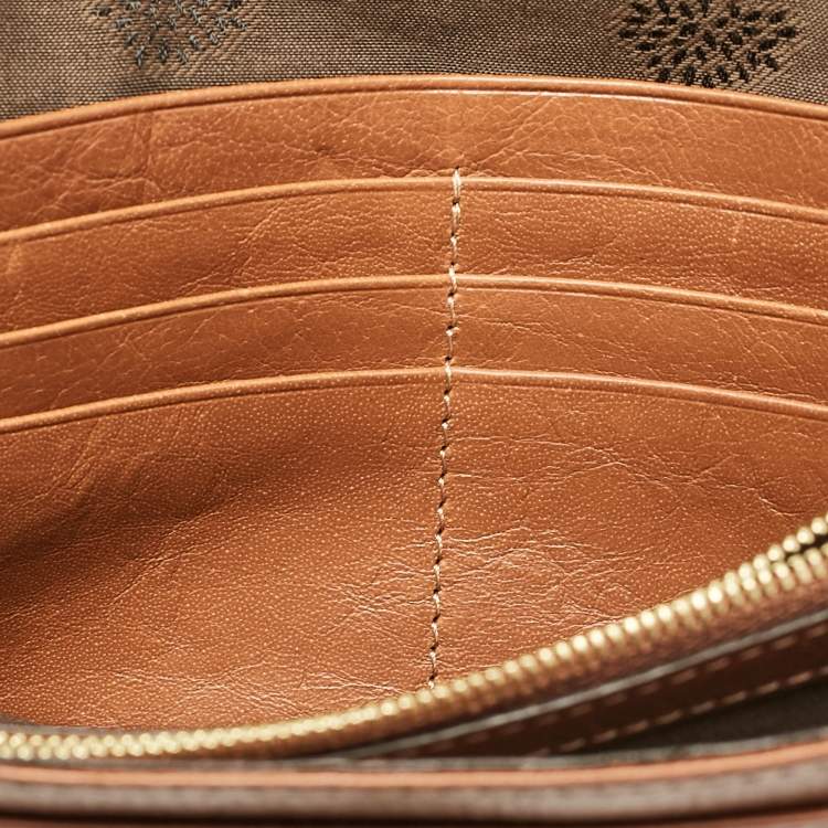 Pre Owned Mulberry Brown Leather Flap Continental Wallet