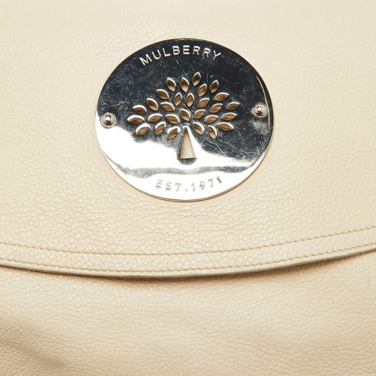 Pre Owned Mulberry Off White Leather Daria Logo Flap Shoulder Bag
