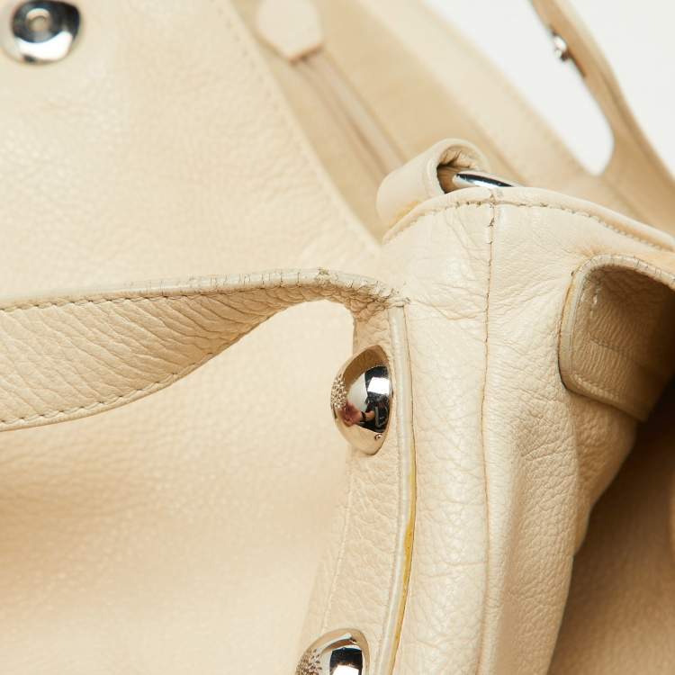 Pre Owned Mulberry Off White Leather Daria Logo Flap Shoulder Bag