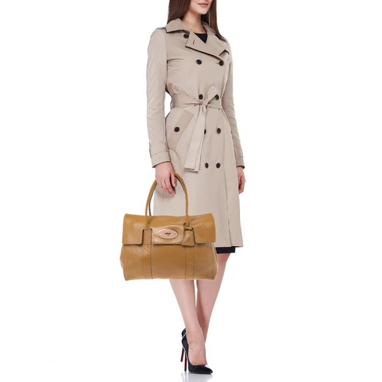 Pre Owned Mulberry Beige Patent Leather Bayswater Satchel