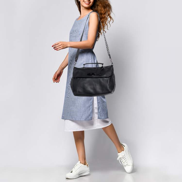 Pre Owned Mulberry Black Leather Flap Top Handle Bag