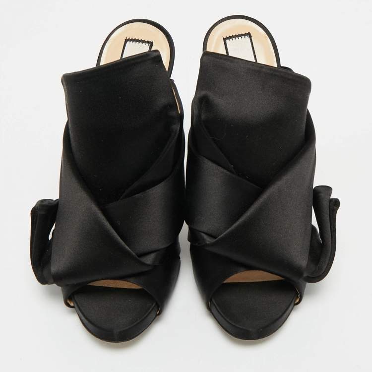 Pre Owned Nº21 Black Satin Raso Knot Peep Toe Mules Size 36.5