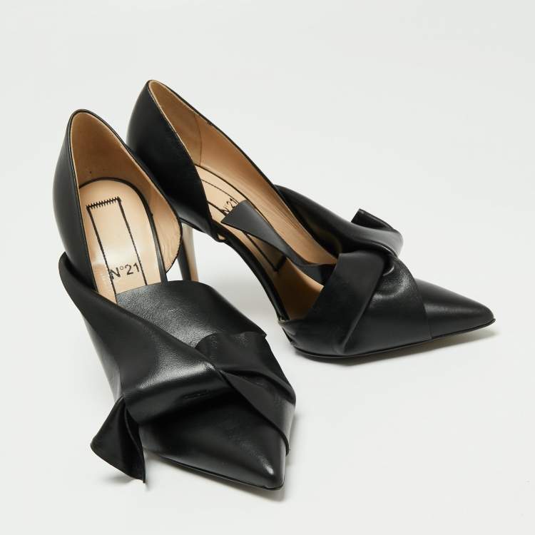 مملوكة مسبقًا N21 Black Leather Knot D'orsay Pointed Toe Pumps Size 38.5