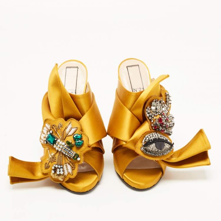 Pre Owned Nº21 Yellow Satin Crystal Knot Mules Size 38.5 