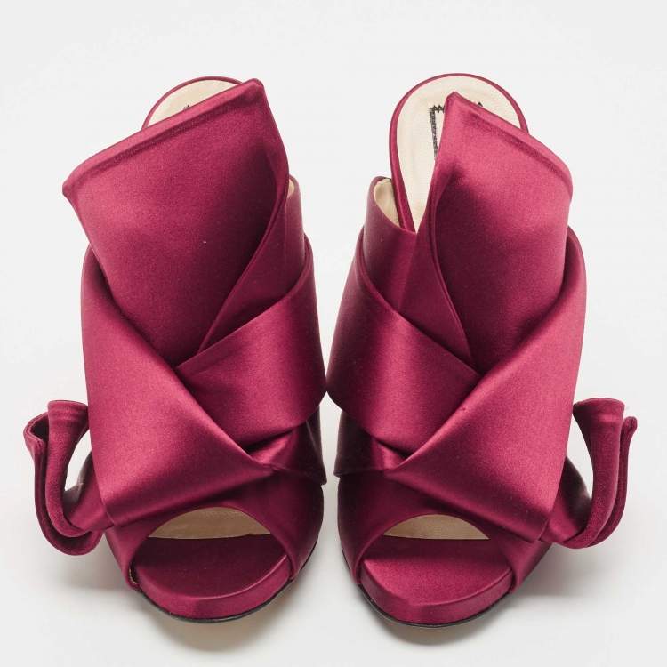 Pre Owned Nº21 Ronny Burgundy Satin Knot Slide Size 36