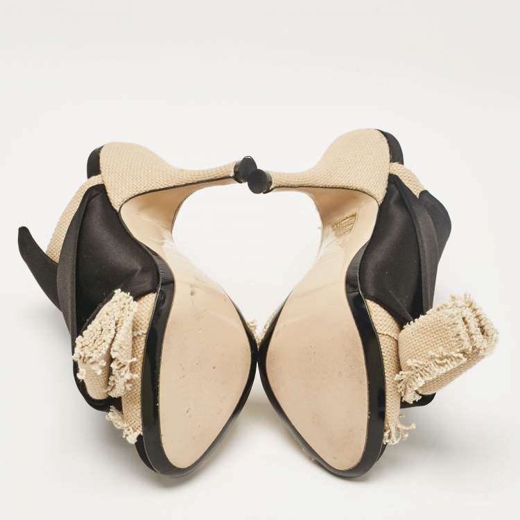 Pre Owned Nº21  Beige/Black Canvas and Satin Raso Knot Mules Size 35.5
