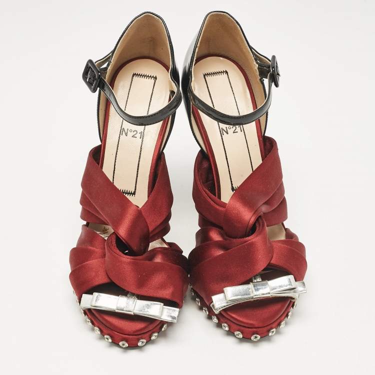 Pre Owned N°21 Burgundy/Black Patent Leather and Satin Ankle Strap Sandals Size 40