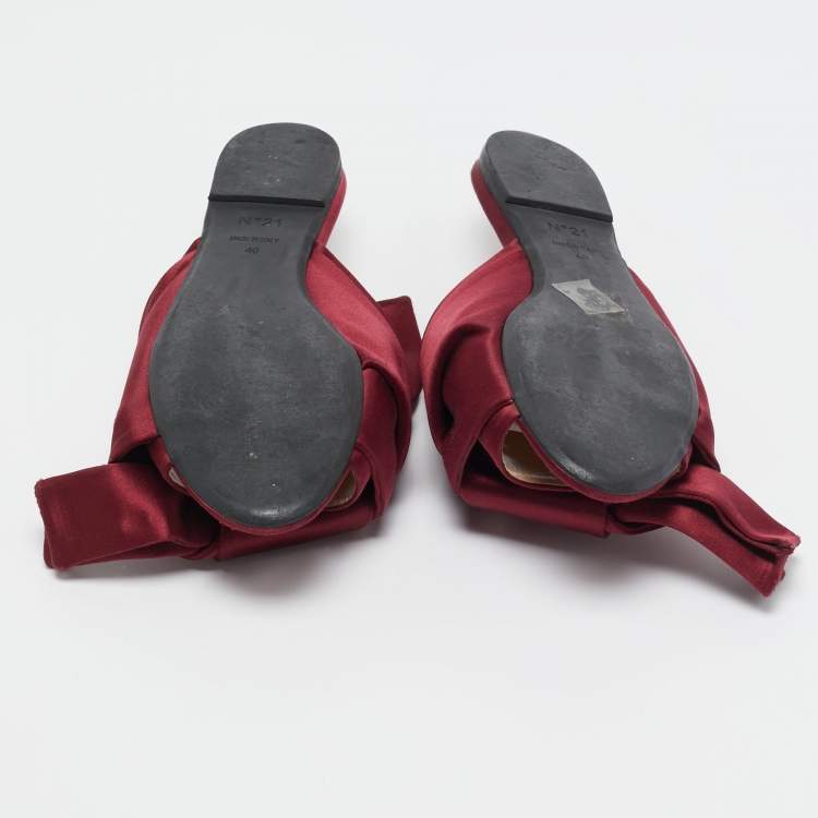 Pre Owned N°21 Burgundy Satin Knot Slide Flat Mules Size 40