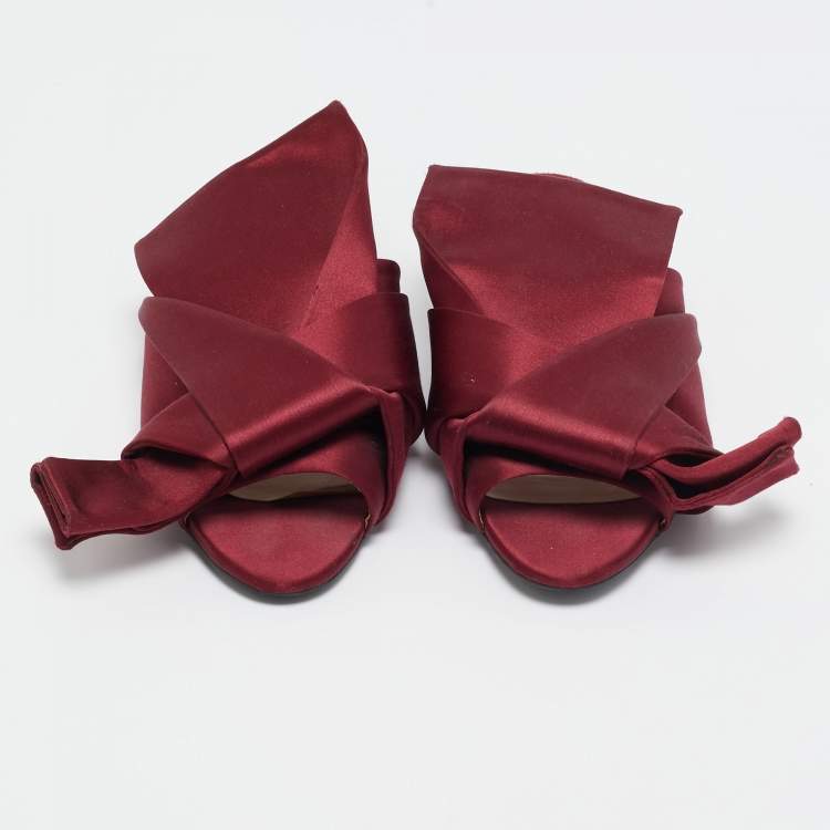Pre Owned N°21 Burgundy Satin Knot Slide Flat Mules Size 40