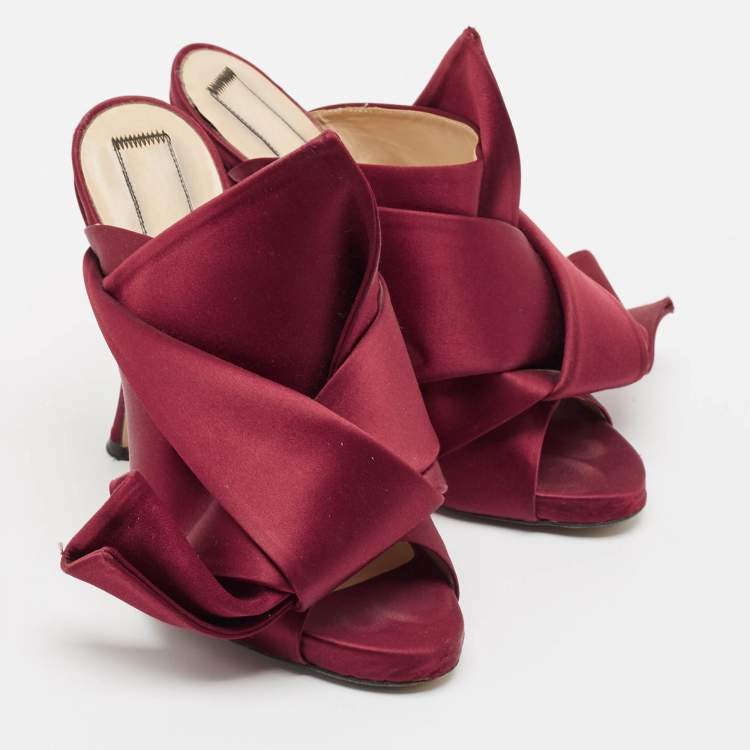 Pre Owned N21 Burgundy Satin Raso Knot Peep Toe Mules Size 36