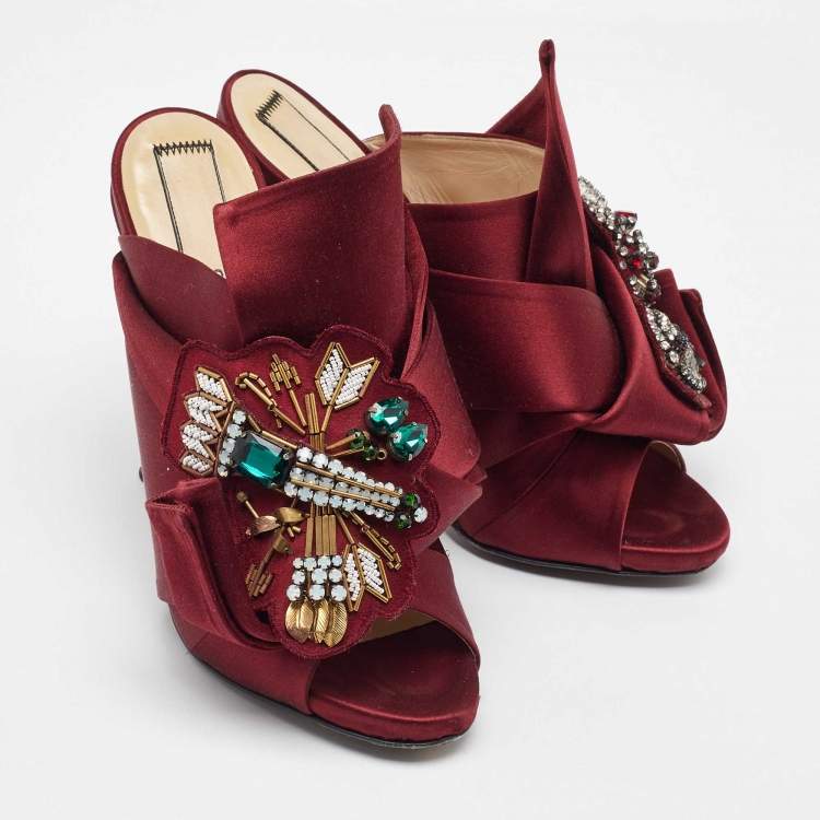Pre Owned N21 Burgundy Satin Crystal Embellished Knot Mules Size 38
